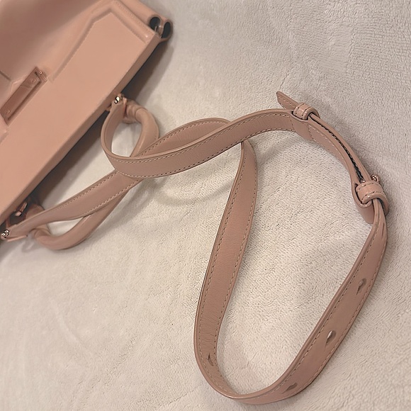 🥯ALEXANDER WANG Marion Skeletal crossbody tote bag - Picture 16 of 16